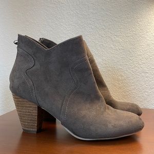 Report Brown Heeled Booties, Martin style, size 9